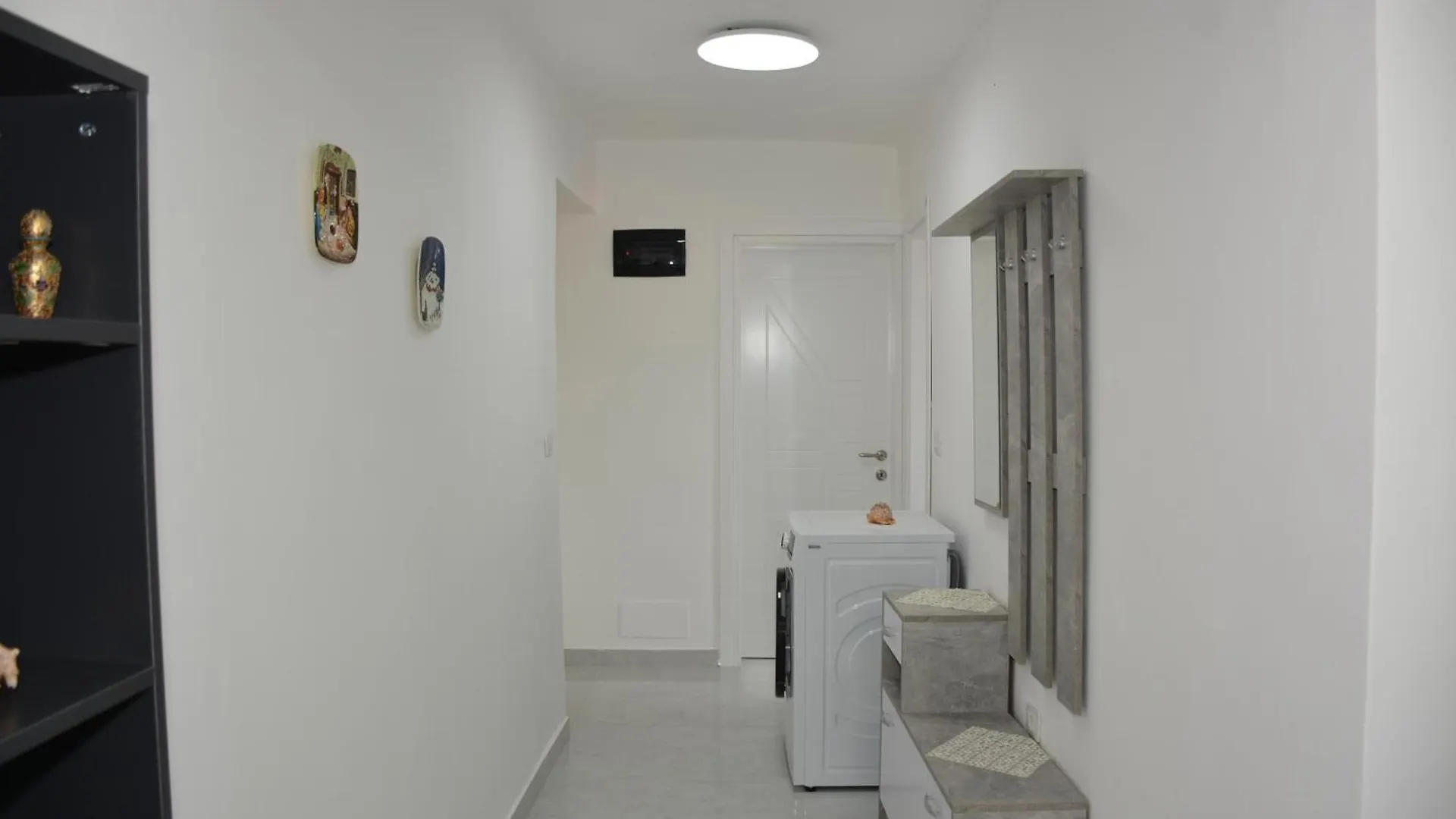 Apartament Cela Zhaban